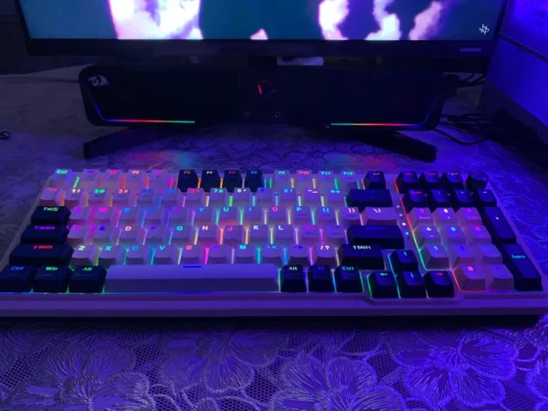 Teclado Redragon Eisa K686-rgb-pro Wireless English Red Teclado Blanco Idioma Ingles
