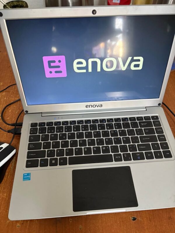 Notebook ENOVA