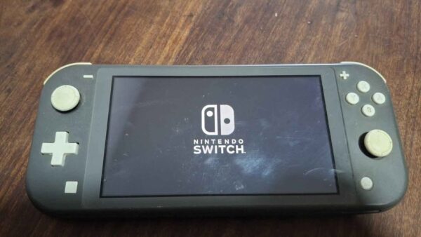 Nintento Switch con DETALLES - Imagen 2